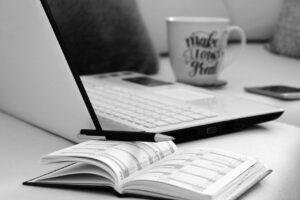 office ideas for small spaces